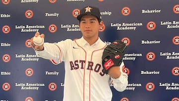 Astros de Houston firman a cuatro peloteros mexicanos