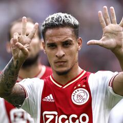 El United cierra a Antony