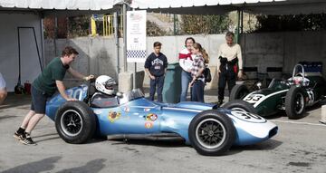 Tercera edición de la reunión y exhibición de automóviles clásicos en el circuito del Jarama

