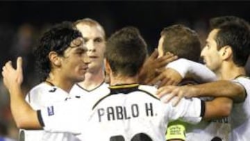El Valencia hace los deberes con un festival de goles
