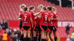 Inglaterra adopta una medida ‘anti-selfies’ por falta de seguridad para las futbolistas