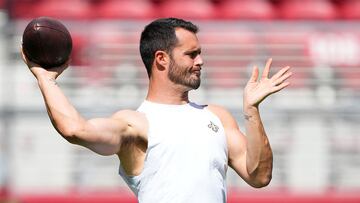 SANTA CLARA, CALIFORNIA - AUGUST 18: Derek Carr #4 of the New Orleans Saints warms up prior to the start of a preseason game against the San Francisco 49ers at Levi's Stadium on August 18, 2024 in Santa Clara, California. Thearon W. Henderson/Getty Images/AFP (Photo by Thearon W. Henderson / GETTY IMAGES NORTH AMERICA / Getty Images via AFP)