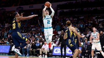 Partidazo de LaMelo en la victoria por la m&iacute;nima de los Hornets. Los Spurs empiezan ganando. Adem&aacute;s, victorias de Bulls, Wizards, Jazz y Kings.