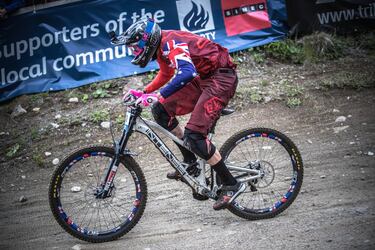 El del Intense Facrtory Team demostrando que su victoria en el Crankworx de Rotura no fue casualidad. Sin duda habrá que tenerlo en cuenta para la clasificación. 