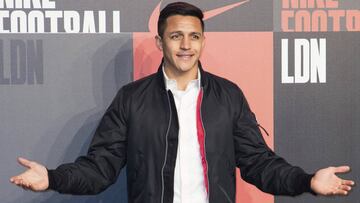 Alexis comparte con Neymar y elige al mejor de la historia