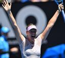 Sharapova va en serio: vence a Sevastova con un set perfecto