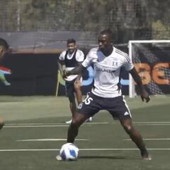 La primera muestra de Fabián Castillo: ¡le hizo esto a Bruno Gutiérrez!