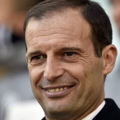 Allegri: "Poner en entredicho a Dybala no tiene ningún sentido"