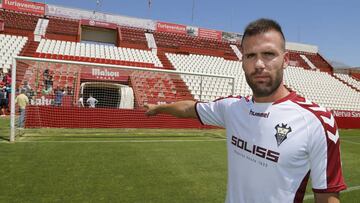 Ortuño se marcha cedido al Extremadura hasta junio