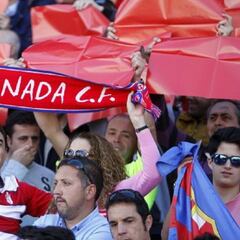 7. 100 aficionados podrán ir a Los Cármenes contra el Valencia por sorteo