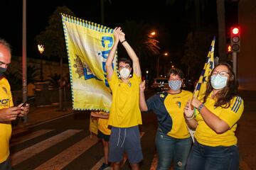 Este domingo por la noche fue fiesta pura para el Cádiz y su público, pero se está a la espera de nuevas actualizaciones en torno al COVID-19 en este sector del país.