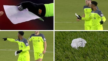Klopp le dio una nota a Sturridge para que se la pasara a sus compañeros.