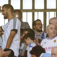 El hincha infiltrado y un Panda en La Romareda