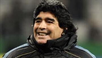 Maradona excluye de la lista a Coloccini y Lavezzi