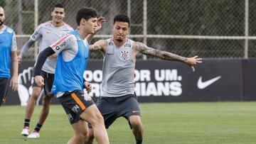 Ausencia de Cassio marca una nueva práctica de Corinthians