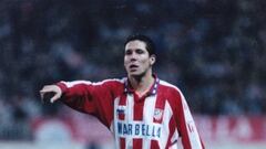 En 1994 fichó por el Atlético de Madrid por tres años y se convirtió en uno de los capitanes del equipo e ídolo indiscutible de la afición colchonera. Su mejor temporada fue la 1995/1996, fue una pieza clave dentro del equipo que conquistó el histórico doblete ganando La Liga y la Copa del Rey.