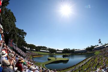 Pete Dye fue el arquitecto encargado de este trayecto golfístico. Más 462 yardas de los 18 hoyos del curso terminan en una zona que pone a prueba la capacidad de los jugadores. La última prueba es únicamente el green flotando sobre un lago, el cual resguarda el final de una travesía llena de obstáculos.