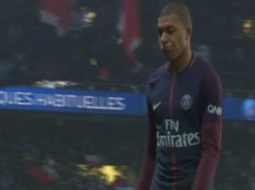 Mbappé se retira disgustado