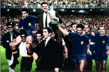 España se proclamó campeona de la segunda edición de la Eurocopa, el triunfo sonrió al equipo español. En 1964 había un equipo de jugadores extraorinarios con dos enormes cracks, Luis Suárez y amancio.
