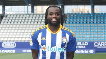 Jordan Lukaku, con la camiseta de la Ponferradina.