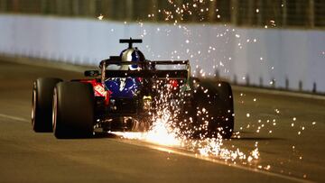 El Toro Rosso de Gasly, en Singapur. 