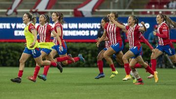 Alicia Cervantes and Anette Vazquez Guadalajara Women Players celebrates after the game Guadalajara vs Atlas, corresponding to Semifinal second leg match of the Liga BBVA MX Femenil Clausura Guard1anes 2021, at Akron Stadium, on May 17, 2021.
<br><br>
Alicia Cervantes, Anette Vazquez y Jugadoras de Guadalajara celebran el pase a la final despues el partido Guadalajara vs Atlas, correspondiente al partido de vuelta de Semifinales de la Liga BBVA MX Femenil Clausura Guard1anes 2021, en el Estadio Akron, el 17 de mayo de 2021.