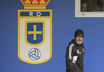 09/08/23  
REAL OVIEDO 
ENTRENAMIENTO 
 
ALVARO CERVERA ENTRENADOR DEL REAL OVIEDO
