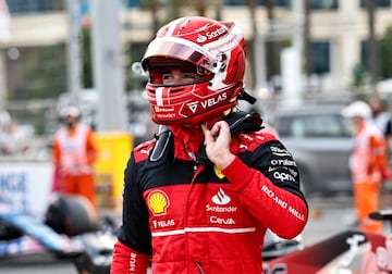 Alegría de Charles Leclerc tras conseguir la pole en Bakú.