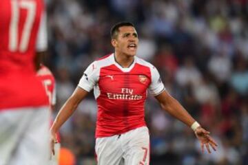 Alexis Sánchez mostró su poder goleador en la Champions