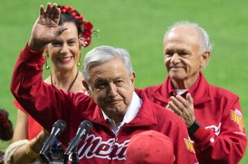 El color de la inauguración del Estadio Alfredo Harp Helú, en imágenes