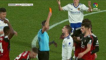 La inexplicable roja que el autor ha confesado sentirse "un traidor" tras lo que ha hecho