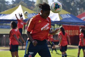 Las jugadoras de la Selección Colombia femenina completaron su tercer día de entrenamientos de cara a los dos partidos amistosos frente a la Selección de Estados Unidos el 18 y 22 de enero de 2021.