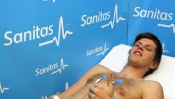 <b>APTO.</b> El nuevo futbolista del Real Madrid, Klaas Jan Huntelaar, obtuvo el visto bueno de los servicios médicos del club en el reconocimiento médico practicado esta mañana.
