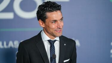 El futbolista Jesús Navas, a su llegada a la firma en el Libro de Honor. A 27 de febrero de 2025 en Sevilla, Andalucía (España).El presidente de la Junta de Andalucía, Juanma Moreno, recibe en el Palacio de San Telmo a los distinguidos con los títulos de Hijo Predilecto e Hija Predilecta, así como a los galardonados con las Medallas de Andalucía. Los premiados acuden a la sede del gobierno andaluz para firmar en el Libro de Honor,
27 FEBRERO 2025
Francisco J. Olmo / Europa Press
27/02/2025