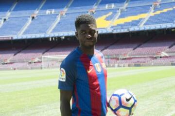 El francés fue aclamado por los aficionados que estuvieron presentes en el Camp Nou.
