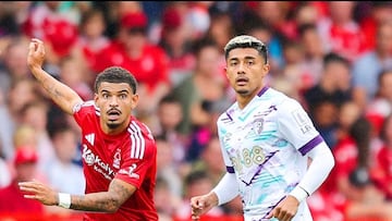 Julián Araujo debutó con el Bornemouth y es el mexicano número 12 en la historia de la Premier League