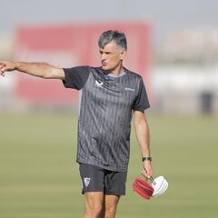 Mendilibar ha encajado 51 goles en 12 visitas al Barcelona