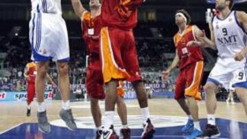 <b>MÁS MINUTOS PARA MIROTIC. </b>El canterano volvió a tener minutos (16) y respondió con una buena actuación: 9 puntos y 9 de valoración.