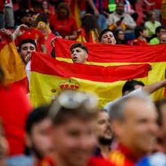 Explican por qué los españoles tenemos dos apellidos: “Pureza de sangre”