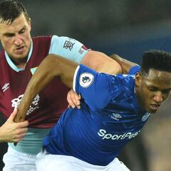 Mina, de buen rendimiento en el debut ganador de Ancelotti