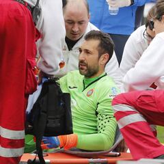 Diego López se pierde al menos dos partidos y Pau vuelve