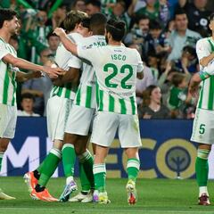 Fekir despierta al Betis