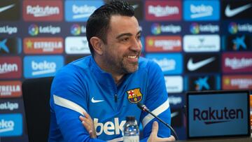 Xavi: "A Piqué le gusta estar en boca de la gente; esto es como una droga para él"