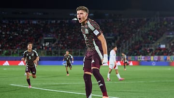 Tahiel Jimenez celebrates his goal 0-1 of Mexico during FIFA U-20 Mens World Cup Chile 2025 match between Chile and Mexico (Mexican National Team) as part Round of 16 at Elias Figueroa Brander Stadium, on October 07, 2025 in Valparaiso, Chile.