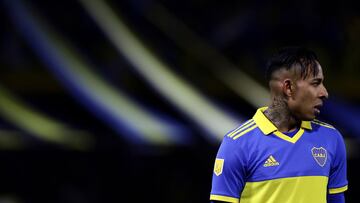 Boca Juniors' Colombian forward Sebastian Villa looks on during their Argentine Professional Football League Tournament 2022 match against Rosario Central at La Bombonera stadium in Buenos Aires, on August 17, 2022. (Photo by ALEJANDRO PAGNI / AFP)