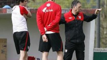 Llorente: "Caparrós se ha merecido continuar"