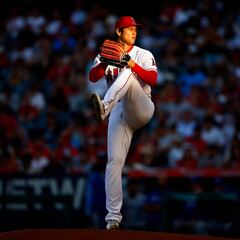 Shohei Ohtani brilla en el montículo en triunfo de los Angels sobre los Royals