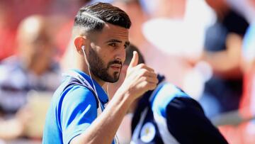 Mahrez dispuesto a dejar el Leicester si le llama el Barça