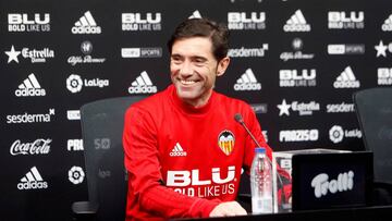 GRAF1615 VALENCIA (COMUNIDAD VALENCIANA) 31/01/2018 Fotografia cedida por el Valencia CF de su entrenador, Marcelino, durante la rueda de prensa que ha ofrecido hoy en la Ciudad Deportiva de Paterna previa al partido de ida de Copa que jugarán ma&n