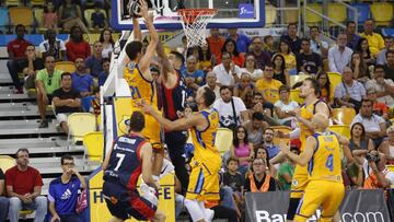 El Gran Canaria se da un fest¨ªn a costa de un triste Baskonia